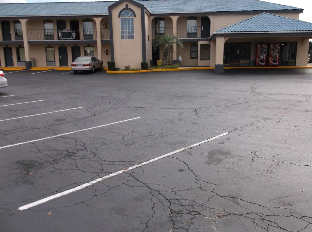 Red Roof Inn Sumter Exterior photo